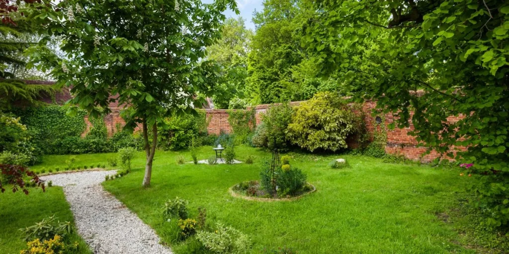 From Bare Spots to Full Coverage From Bare Spots to Full Coverage