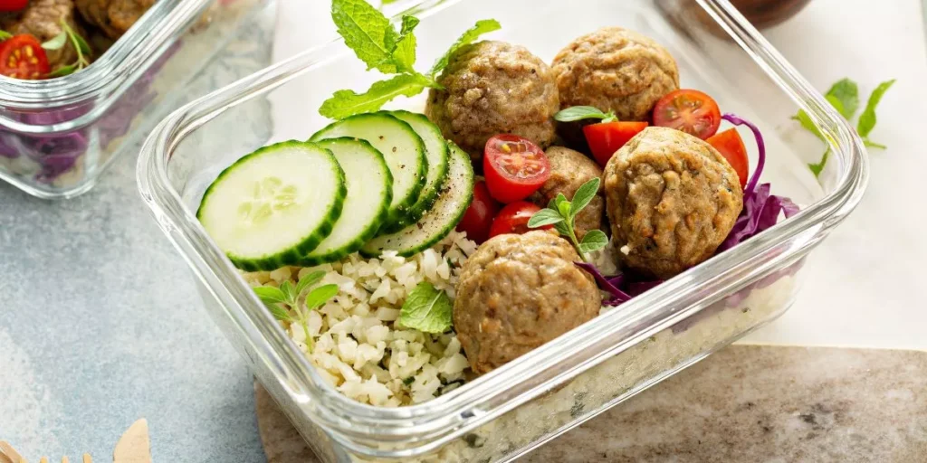 Low-Carb Meal Prep Recipes That Support Weight Loss and Healthy Living Goals